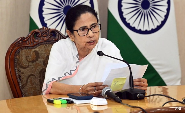 15319_08vjriro_mamata-banerjee_625x300_27_May_25 Medium.jpeg